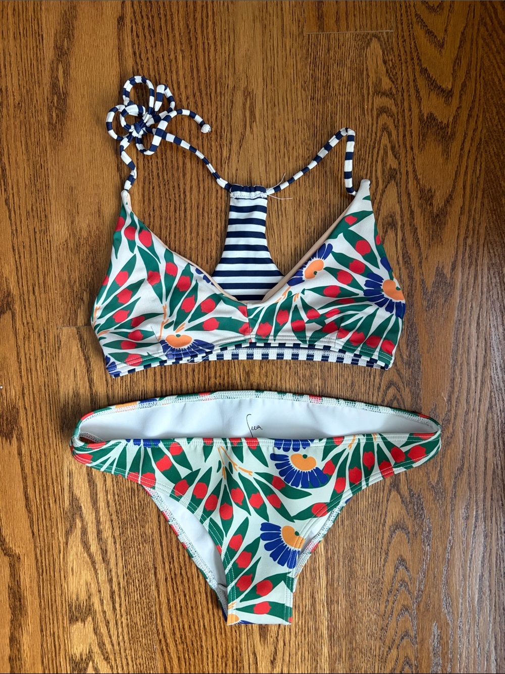 Seea Floral Striped 2 Piece Bikini Bottoms: Med Top: Small